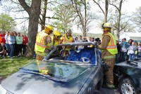tama_fire_at_a_training_with_high_school_students_watching